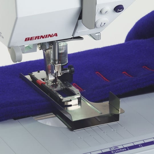 Bernina Fabric Feeding Aid for Sewing Buttonholes